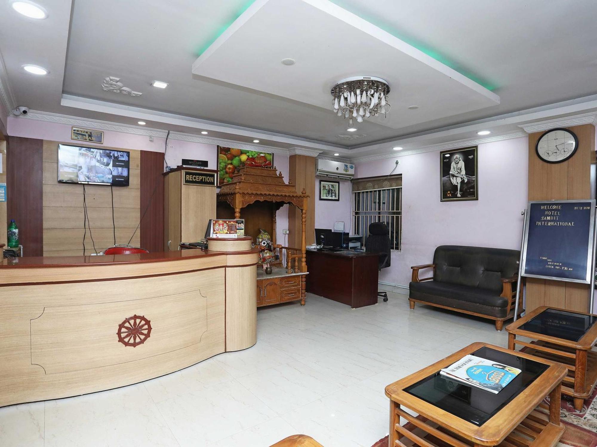 Flagship 27030 Hotel Blue Bell Bhubaneswar Exterior foto